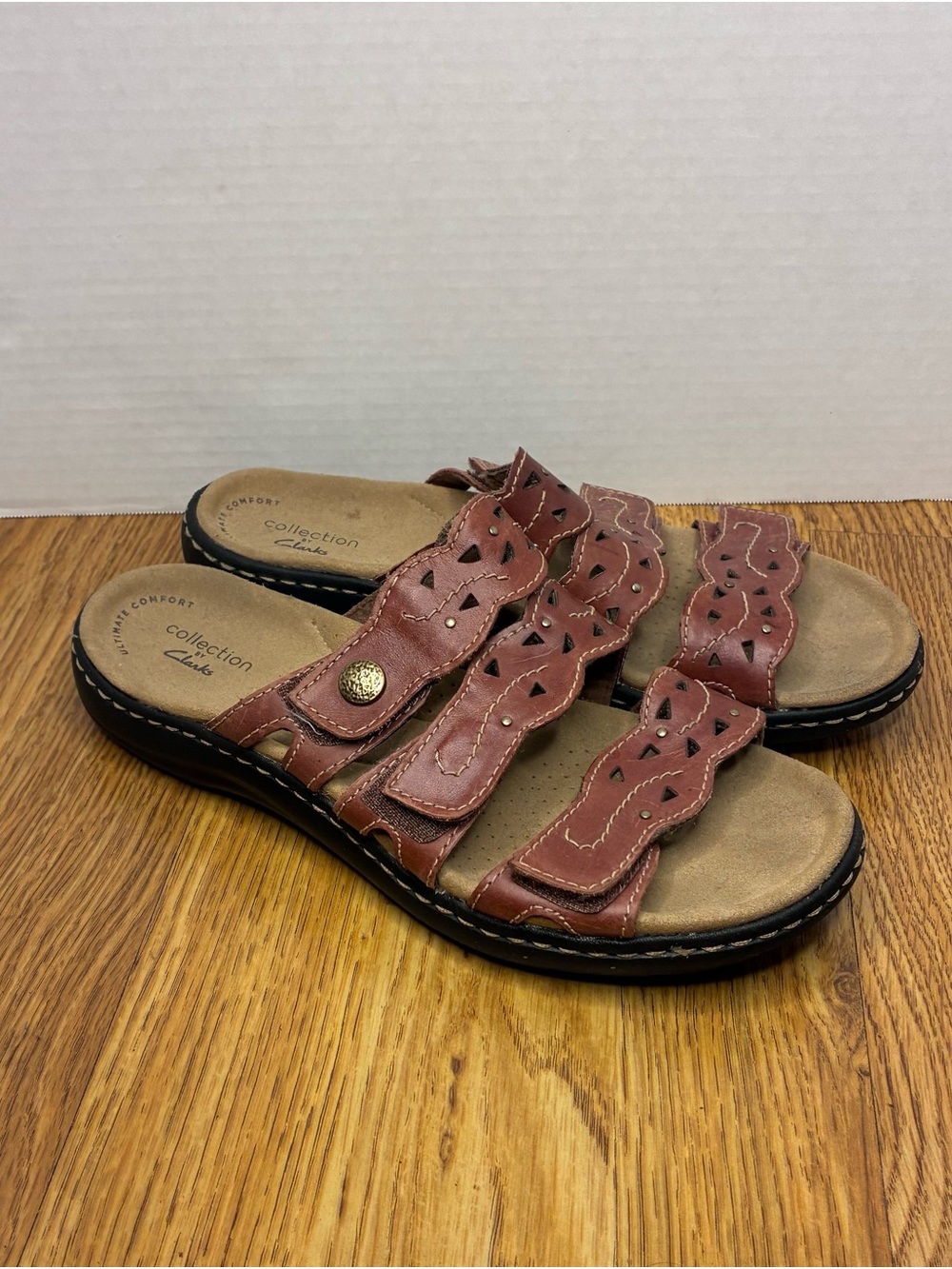 Clark's Collection Red Burgundy Laurieann Echo Sandals Strap Slides Shoes Size 7